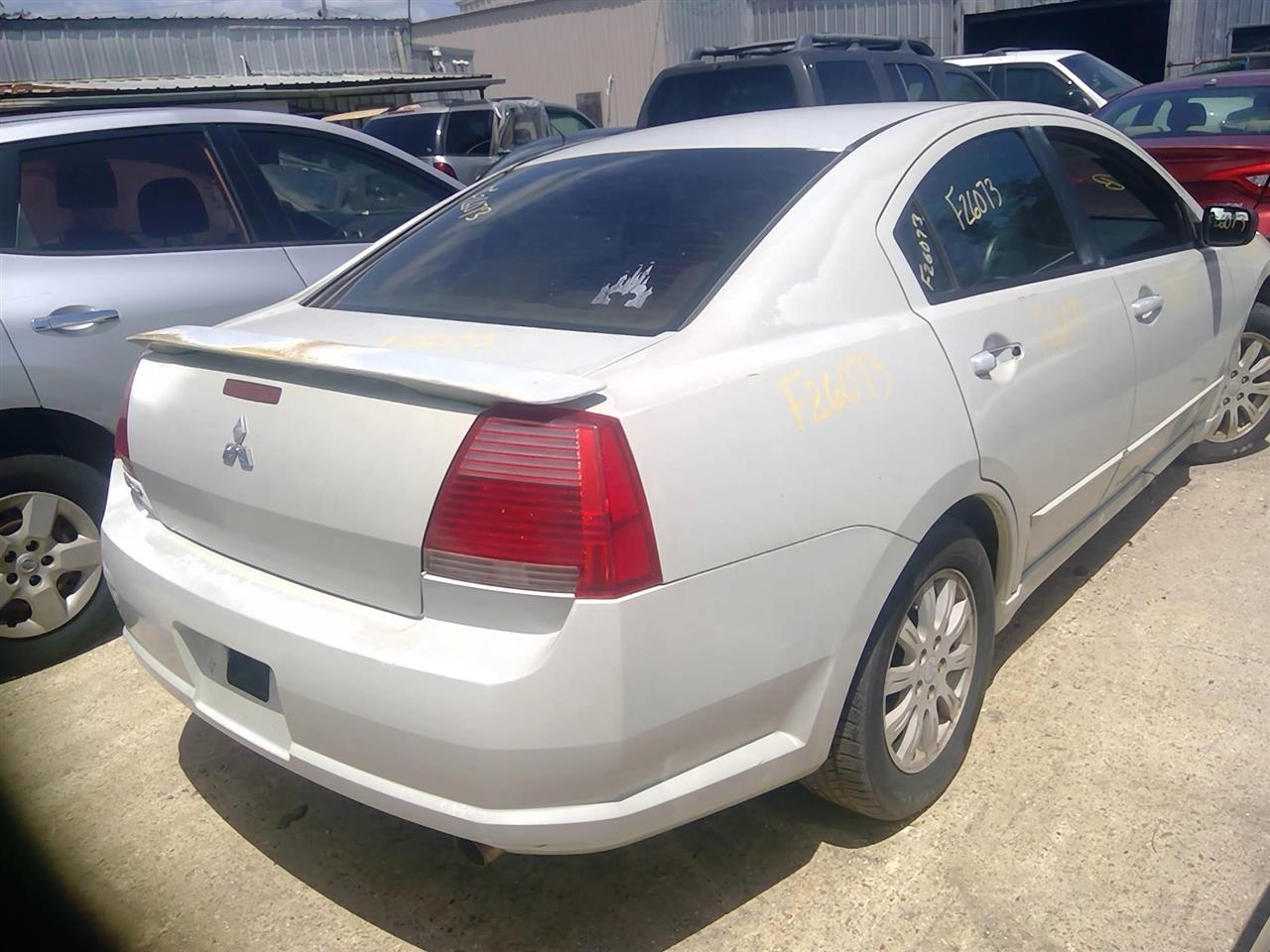 https://f005.backblazeb2.com/file/img-partshotlines-com/Inventory/EX641/Vehicle/24062_11.jpg