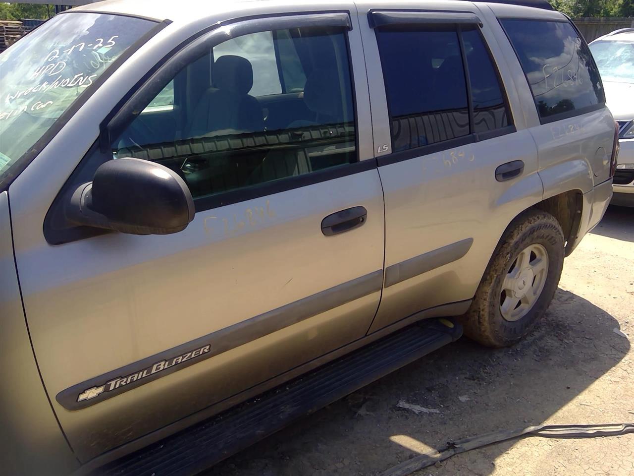 https://f005.backblazeb2.com/file/img-partshotlines-com/Inventory/EX641/Vehicle/24093_07.jpg
