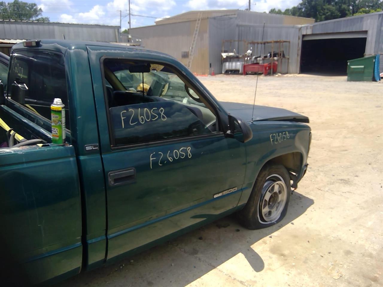 https://f005.backblazeb2.com/file/img-partshotlines-com/Inventory/EX641/Vehicle/24095_11.jpg