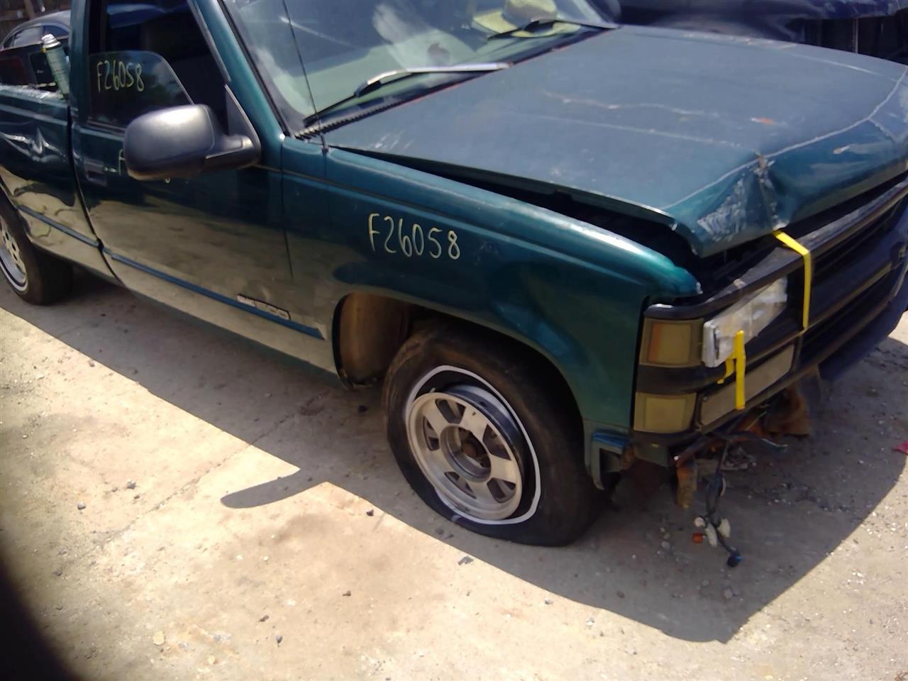 https://f005.backblazeb2.com/file/img-partshotlines-com/Inventory/EX641/Vehicle/24095_12.jpg