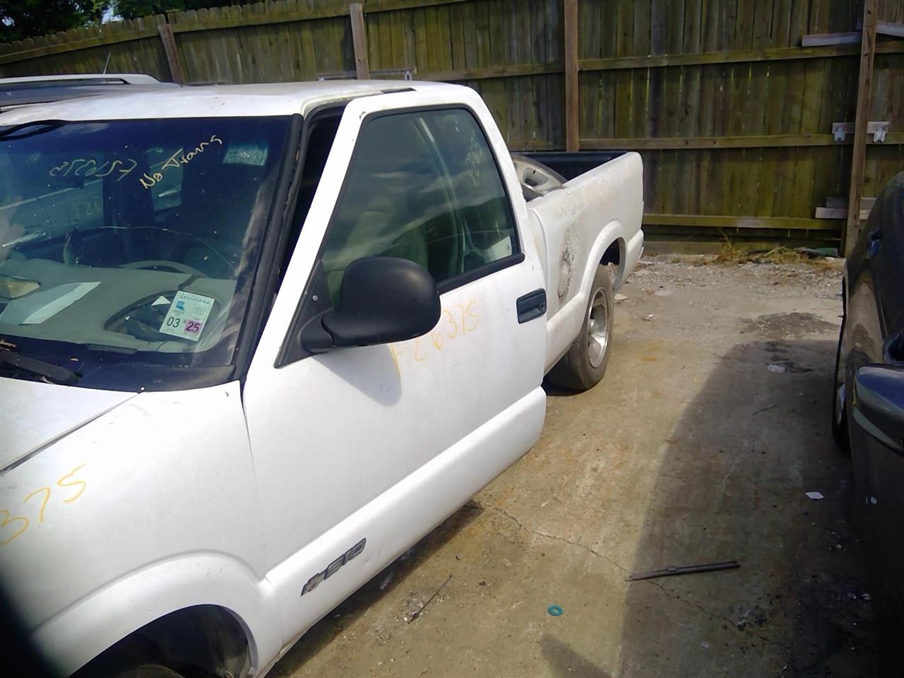 https://f005.backblazeb2.com/file/img-partshotlines-com/Inventory/EX641/Vehicle/24096_05.jpg
