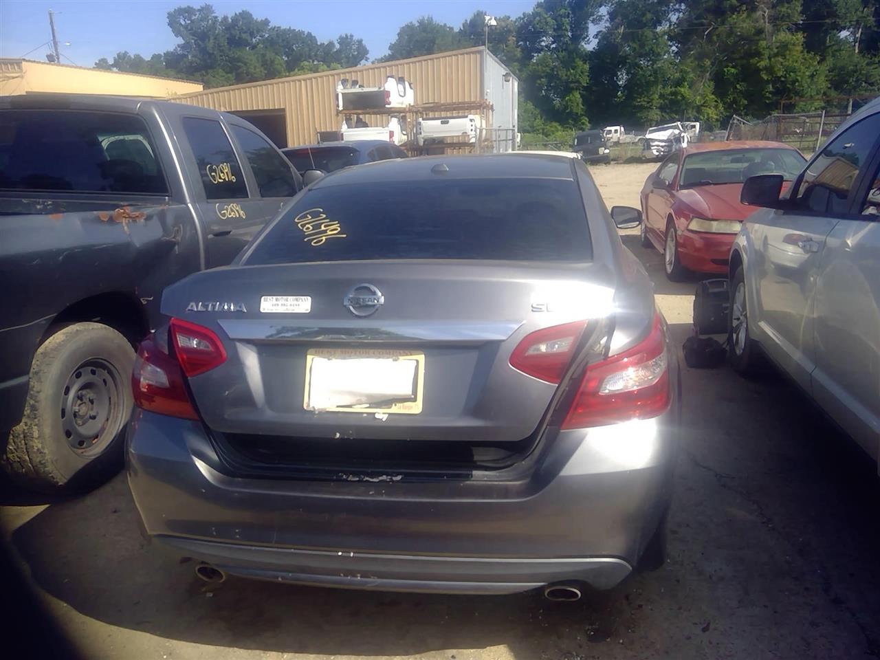 https://f005.backblazeb2.com/file/img-partshotlines-com/Inventory/EX641/Vehicle/24134_09.jpg