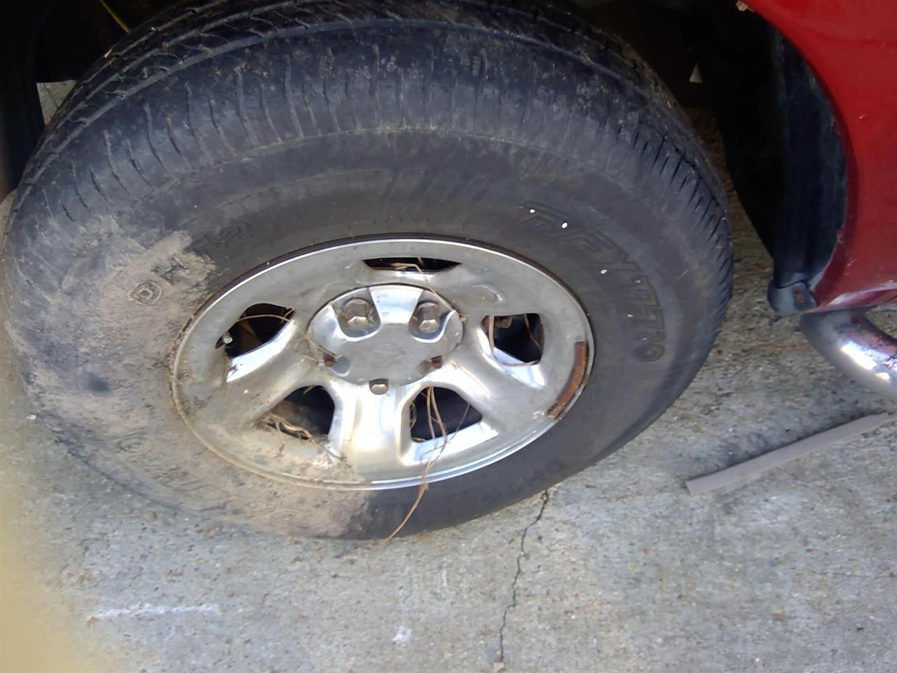 https://f005.backblazeb2.com/file/img-partshotlines-com/Inventory/EX641/Vehicle/24227_06.jpg