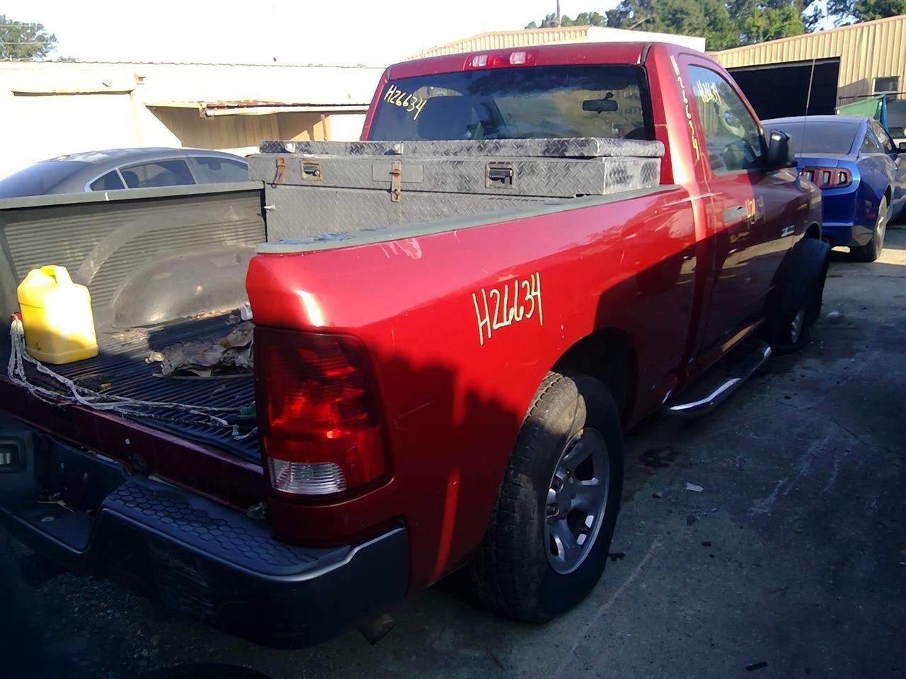 https://f005.backblazeb2.com/file/img-partshotlines-com/Inventory/EX641/Vehicle/24227_10.jpg
