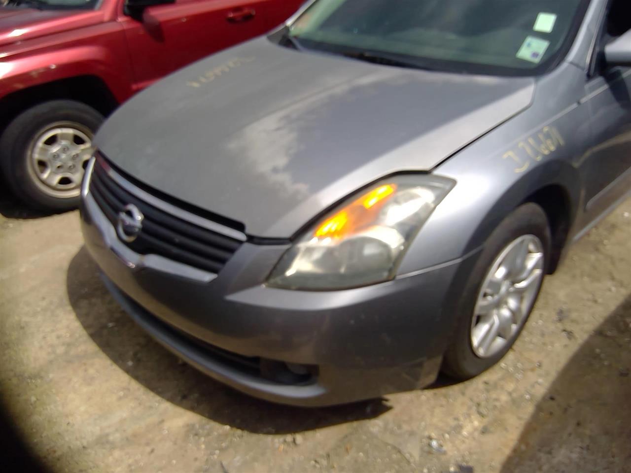 https://f005.backblazeb2.com/file/img-partshotlines-com/Inventory/EX641/Vehicle/24277_07.jpg