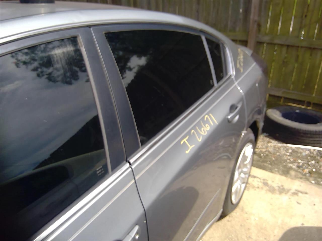 https://f005.backblazeb2.com/file/img-partshotlines-com/Inventory/EX641/Vehicle/24277_10.jpg