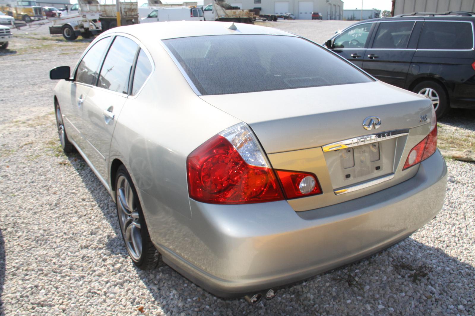 b/a/h/i/a/e217f5f3-06c0-4bd0-9583-74fa1fec32fd.JPG