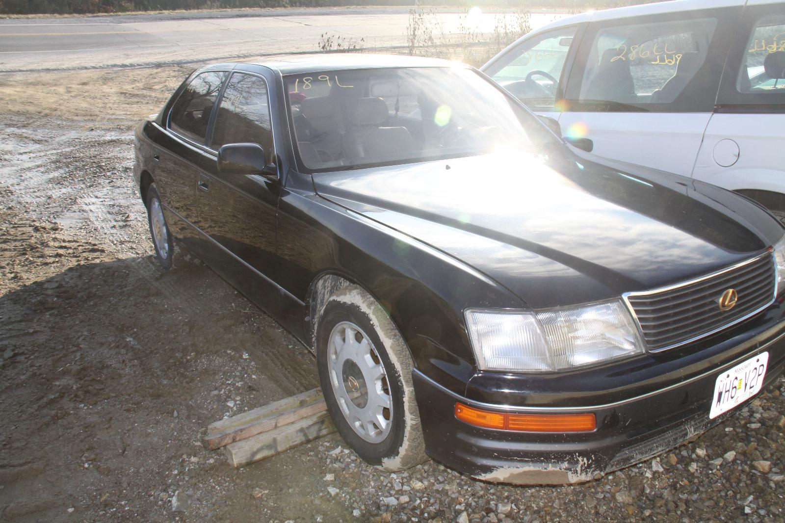 b/b/d/i/f/78537aaa-26cf-4d13-b283-cb8ae218b8e8.JPG
