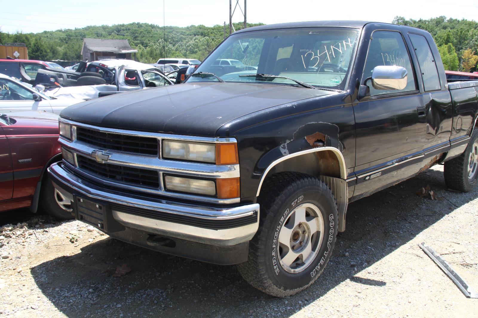 b/c/a/h/e/b27e4370-3470-4a52-ae84-eeb452e4a747.JPG