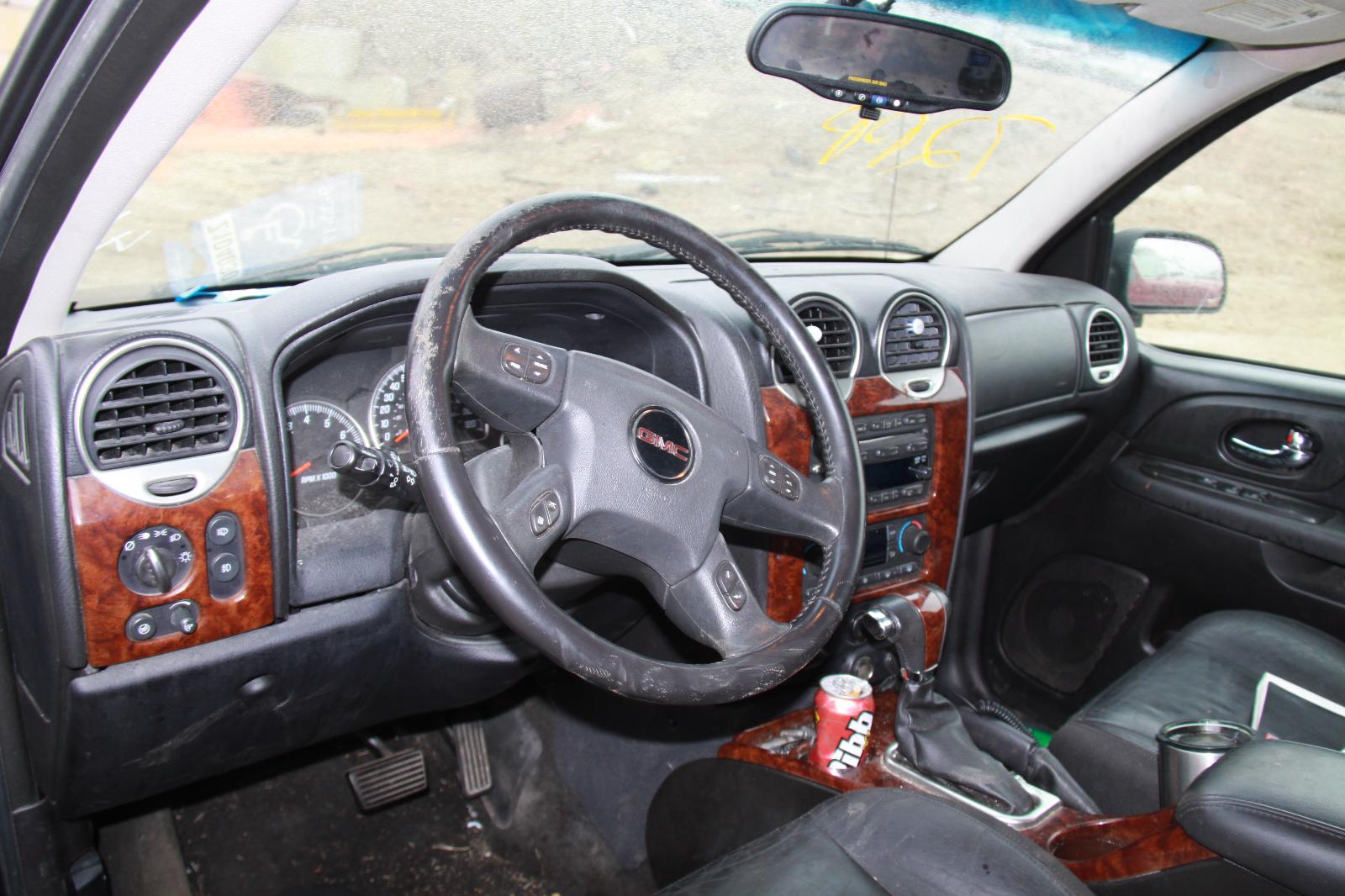 b/c/e/c/j/320353ac-9a2e-40c8-bc8b-e630935eba67.JPG