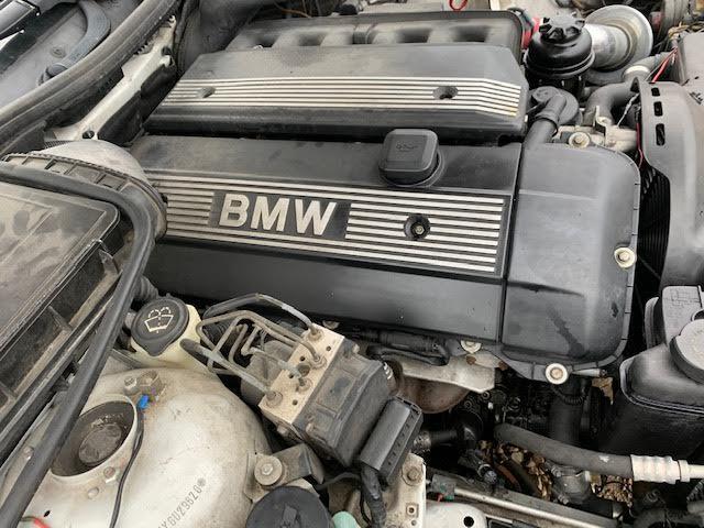 b/d/g/b/a/df008cae-b355-4dff-a5d1-a994e39d0682.jpg
