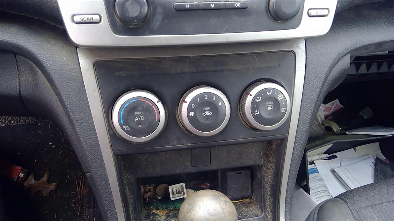 https://f005.backblazeb2.com/file/img-partshotlines-com/Inventory/EX729/Vehicle/15111_01.jpg