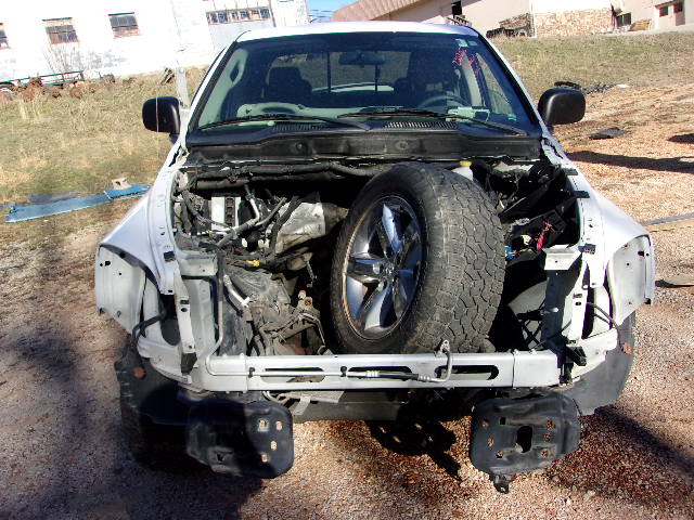 https://f005.backblazeb2.com/file/img-partshotlines-com/Inventory/EX739/Vehicle/33877_01.jpg