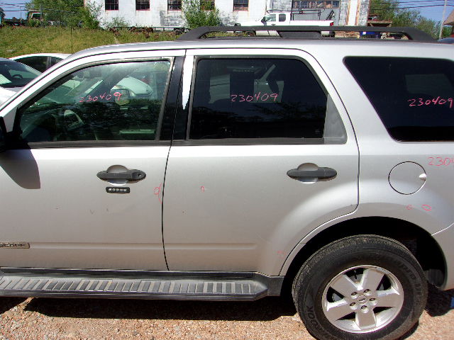 https://f005.backblazeb2.com/file/img-partshotlines-com/Inventory/EX739/Vehicle/34192_09.jpg