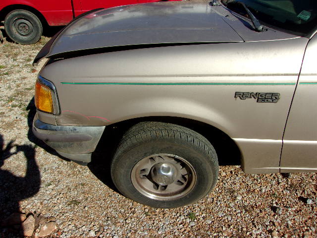 https://f005.backblazeb2.com/file/img-partshotlines-com/Inventory/EX739/Vehicle/36422_09.jpg