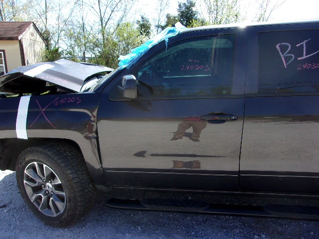 https://f005.backblazeb2.com/file/img-partshotlines-com/Inventory/EX739/Vehicle/37024_06.jpg