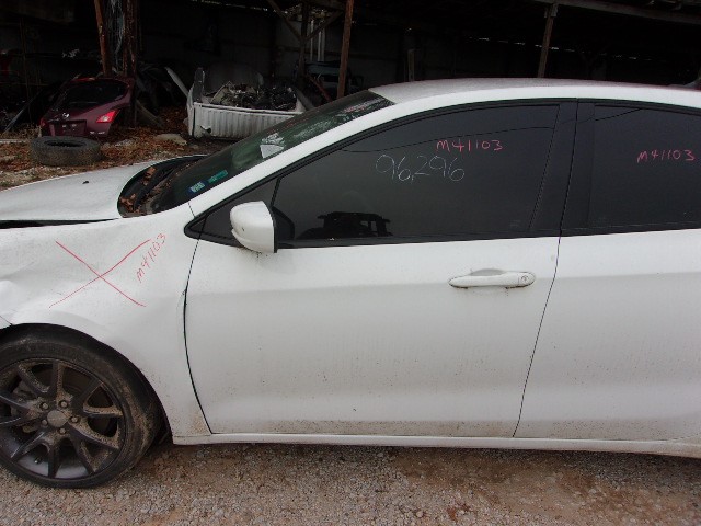 https://f005.backblazeb2.com/file/img-partshotlines-com/Inventory/EX739/Vehicle/38421_05.jpg