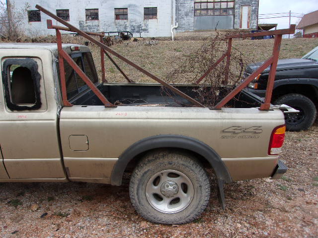 https://f005.backblazeb2.com/file/img-partshotlines-com/Inventory/EX739/Vehicle/38576_11.jpg