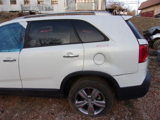 https://f005.backblazeb2.com/file/img-partshotlines-com/Inventory/EX739/Vehicle/38784_08.jpg