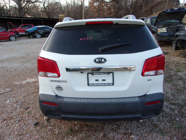 https://f005.backblazeb2.com/file/img-partshotlines-com/Inventory/EX739/Vehicle/38784_09.jpg