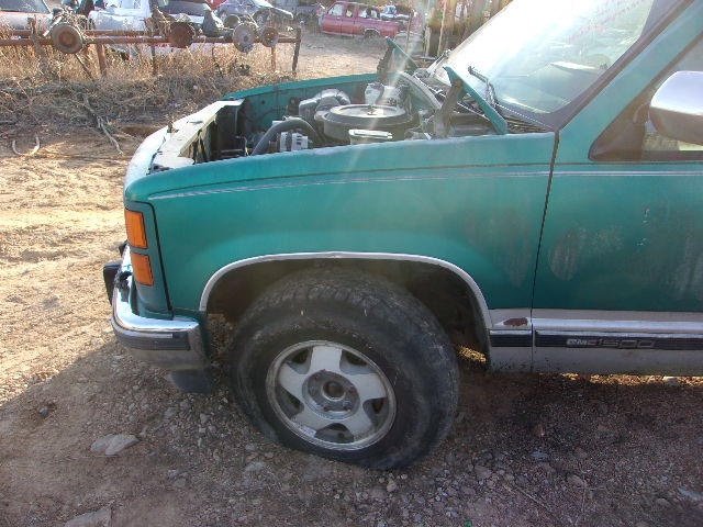 https://f005.backblazeb2.com/file/img-partshotlines-com/Inventory/EX739/Vehicle/38797_07.jpg