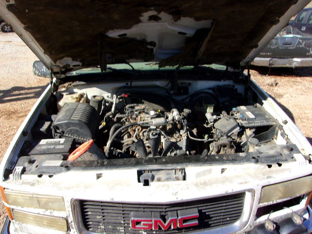 https://f005.backblazeb2.com/file/img-partshotlines-com/Inventory/EX739/Vehicle/38815_01.jpg