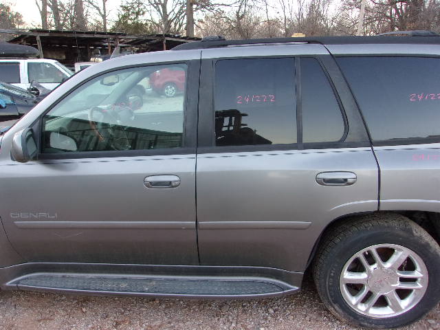 https://f005.backblazeb2.com/file/img-partshotlines-com/Inventory/EX739/Vehicle/38821_10.jpg