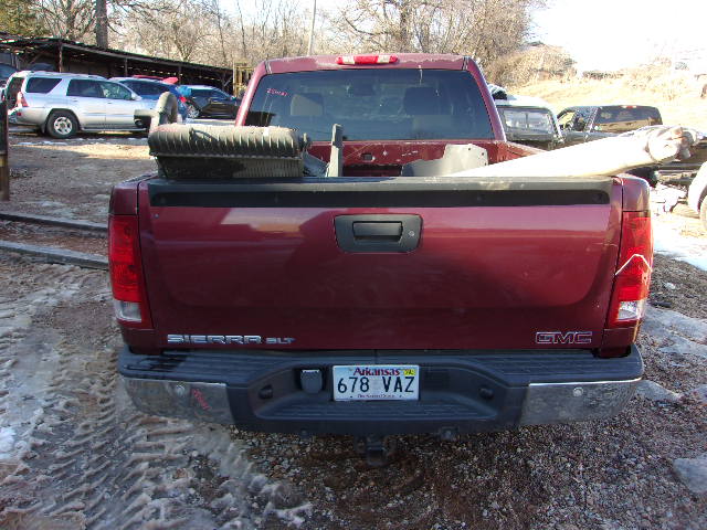 https://f005.backblazeb2.com/file/img-partshotlines-com/Inventory/EX739/Vehicle/38943_10.jpg