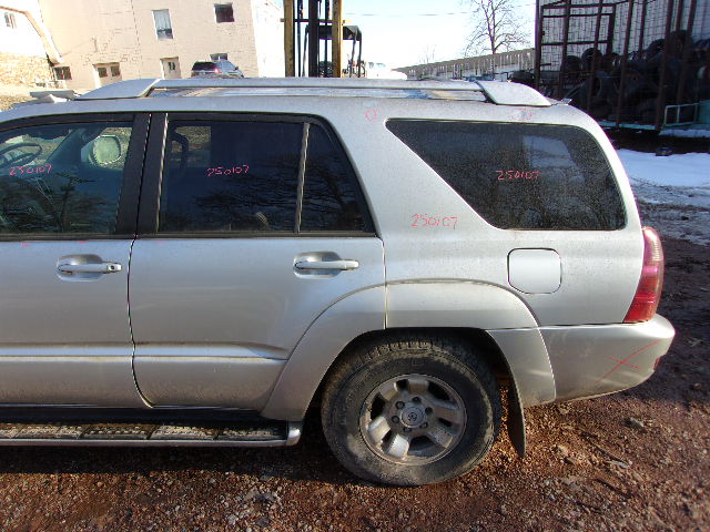 https://f005.backblazeb2.com/file/img-partshotlines-com/Inventory/EX739/Vehicle/38966_10.jpg