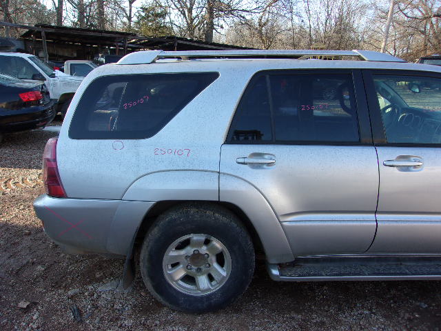 https://f005.backblazeb2.com/file/img-partshotlines-com/Inventory/EX739/Vehicle/38966_12.jpg