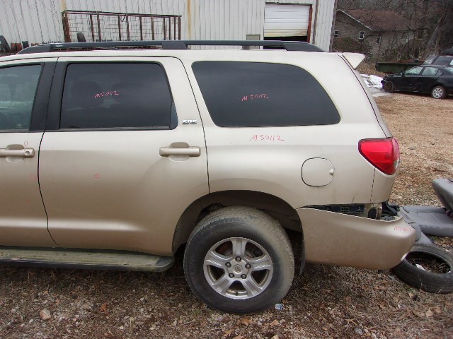 https://f005.backblazeb2.com/file/img-partshotlines-com/Inventory/EX739/Vehicle/39036_11.jpg