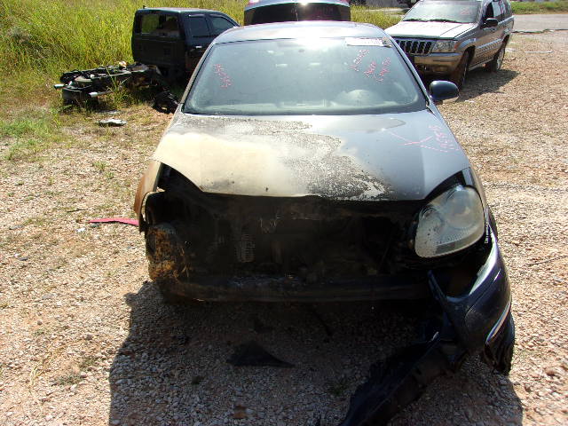 https://f005.backblazeb2.com/file/img-partshotlines-com/Inventory/EX739/Vehicle/40247_04.jpg