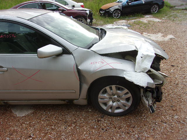 https://f005.backblazeb2.com/file/img-partshotlines-com/Inventory/EX739/Vehicle/40372_10.jpg