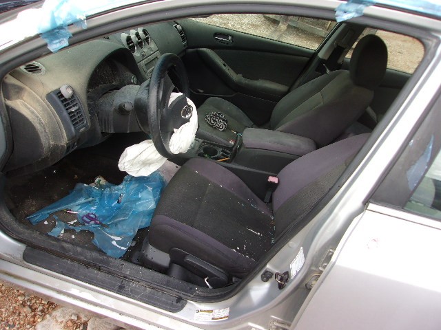 https://f005.backblazeb2.com/file/img-partshotlines-com/Inventory/EX739/Vehicle/40372_11.jpg