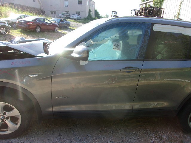 https://f005.backblazeb2.com/file/img-partshotlines-com/Inventory/EX739/Vehicle/40545_05.jpg