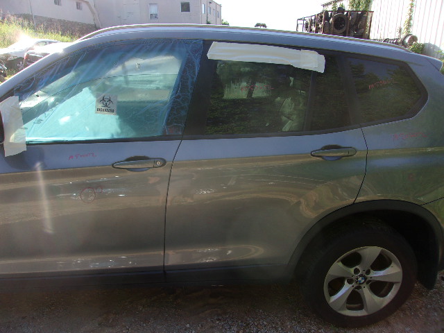 https://f005.backblazeb2.com/file/img-partshotlines-com/Inventory/EX739/Vehicle/40545_06.jpg