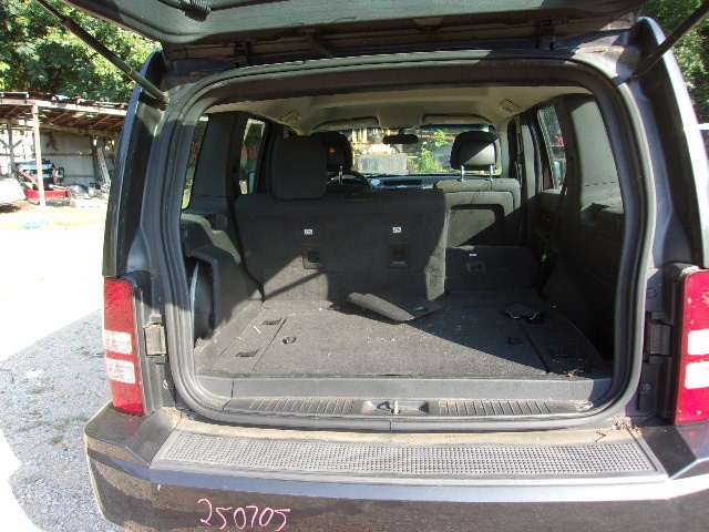 https://f005.backblazeb2.com/file/img-partshotlines-com/Inventory/EX739/Vehicle/40691_12.jpg