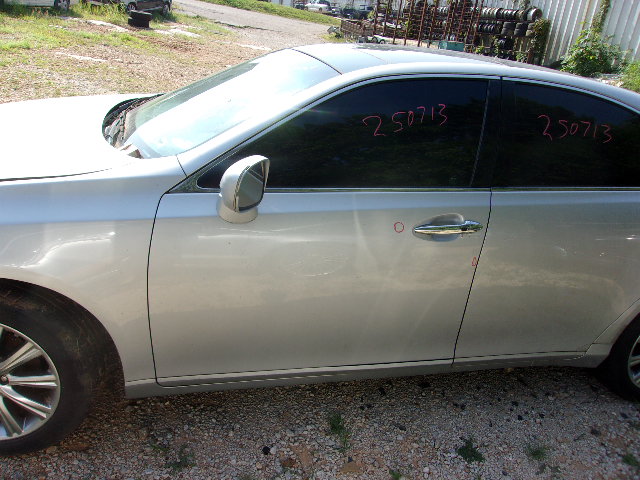 https://f005.backblazeb2.com/file/img-partshotlines-com/Inventory/EX739/Vehicle/40777_07.jpg
