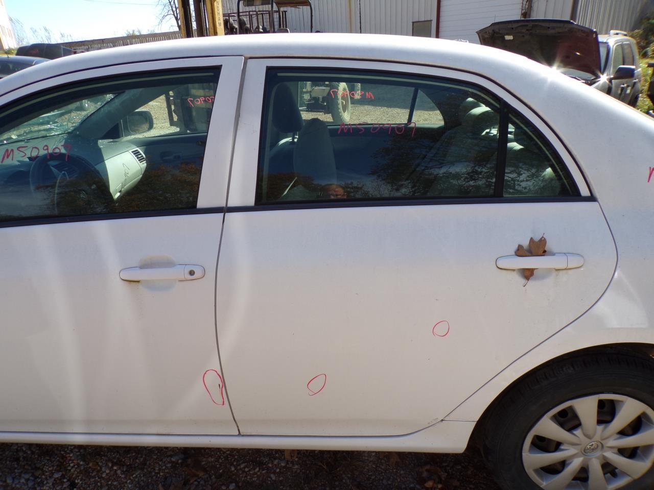 https://f005.backblazeb2.com/file/img-partshotlines-com/Inventory/EX739/Vehicle/41253_07.jpg