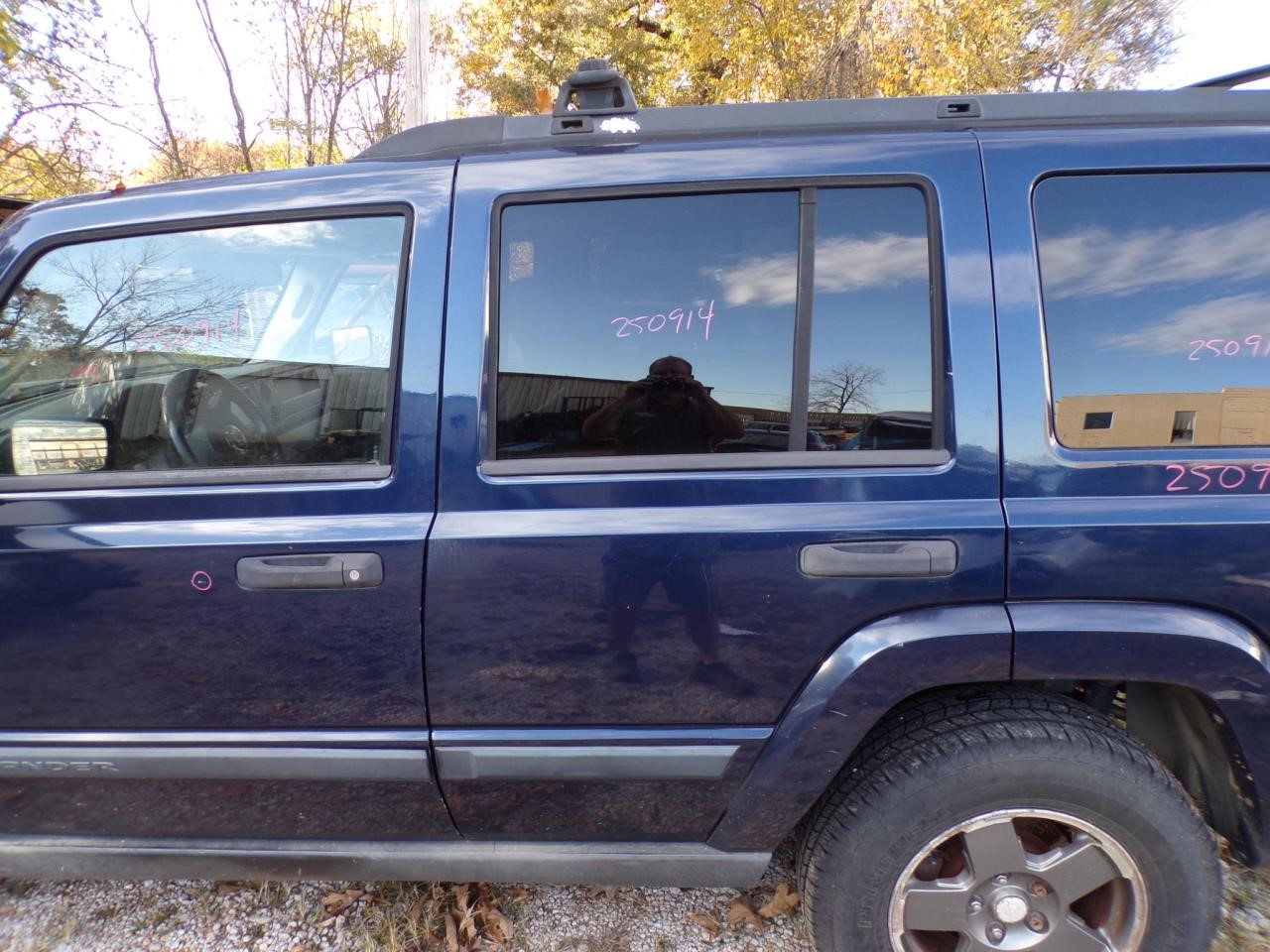 https://f005.backblazeb2.com/file/img-partshotlines-com/Inventory/EX739/Vehicle/41421_10.jpg