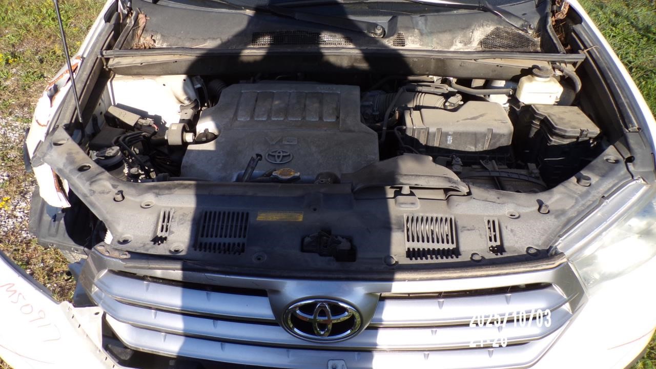 https://f005.backblazeb2.com/file/img-partshotlines-com/Inventory/EX739/Vehicle/41481_01.jpg