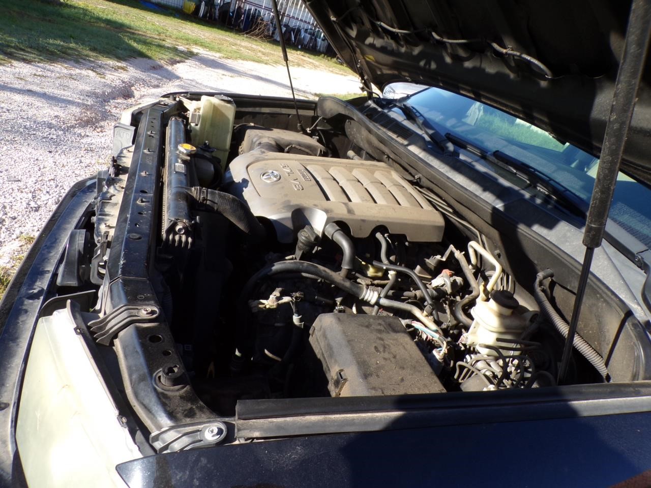 https://f005.backblazeb2.com/file/img-partshotlines-com/Inventory/EX739/Vehicle/41483_02.jpg