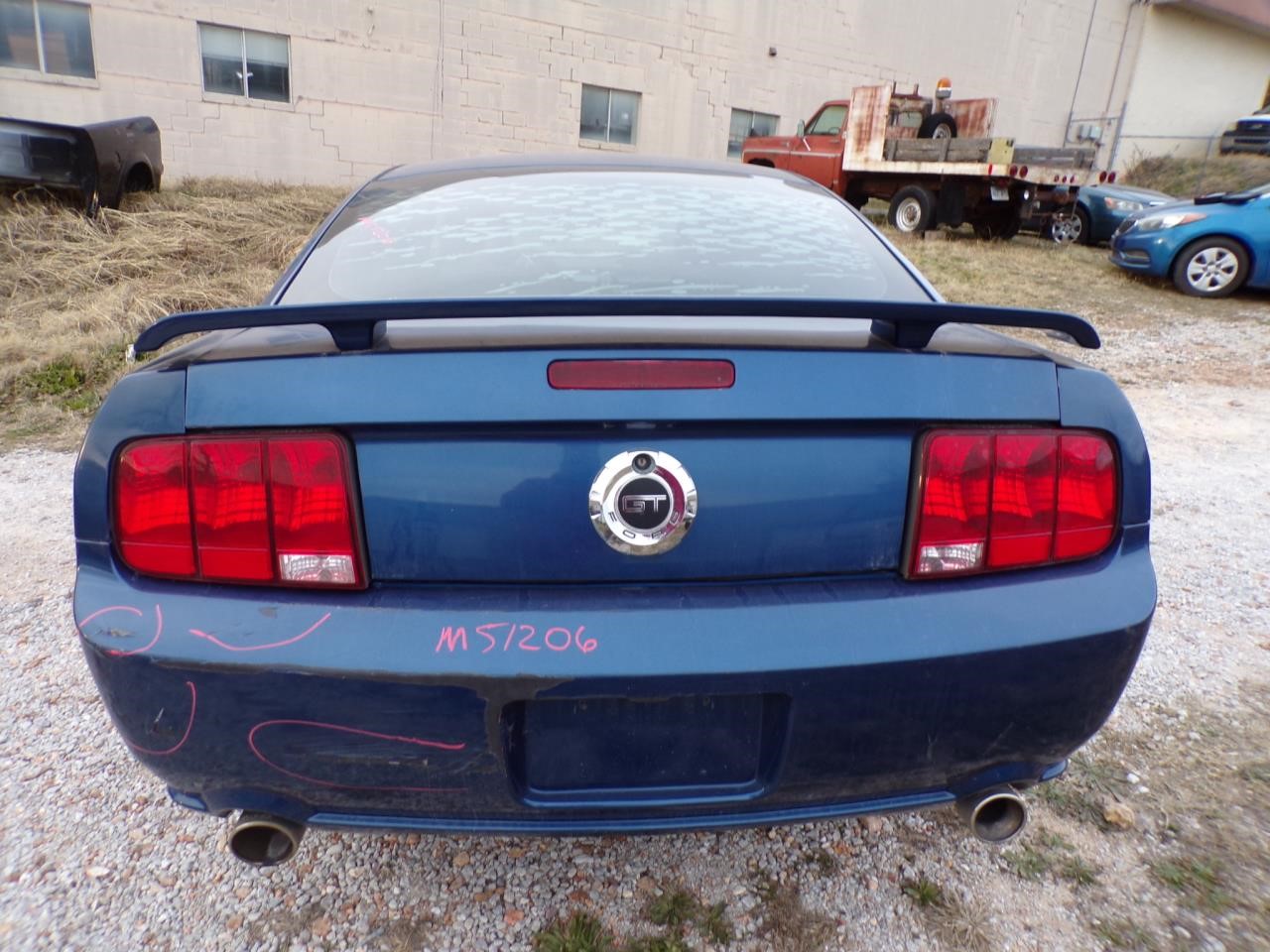 https://f005.backblazeb2.com/file/img-partshotlines-com/Inventory/EX739/Vehicle/42004_10.jpg