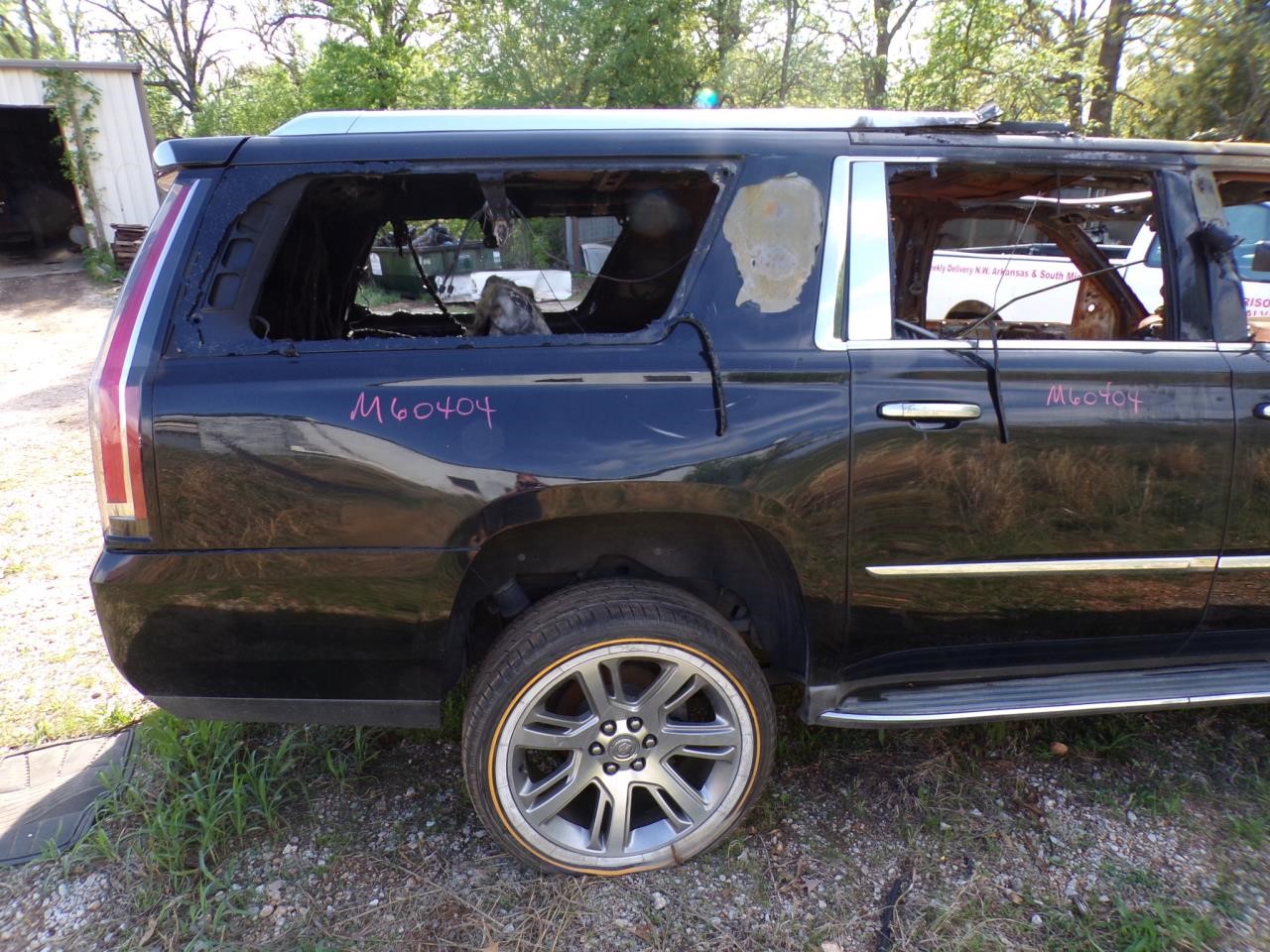https://f005.backblazeb2.com/file/img-partshotlines-com/Inventory/EX739/Vehicle/42899_12.jpg