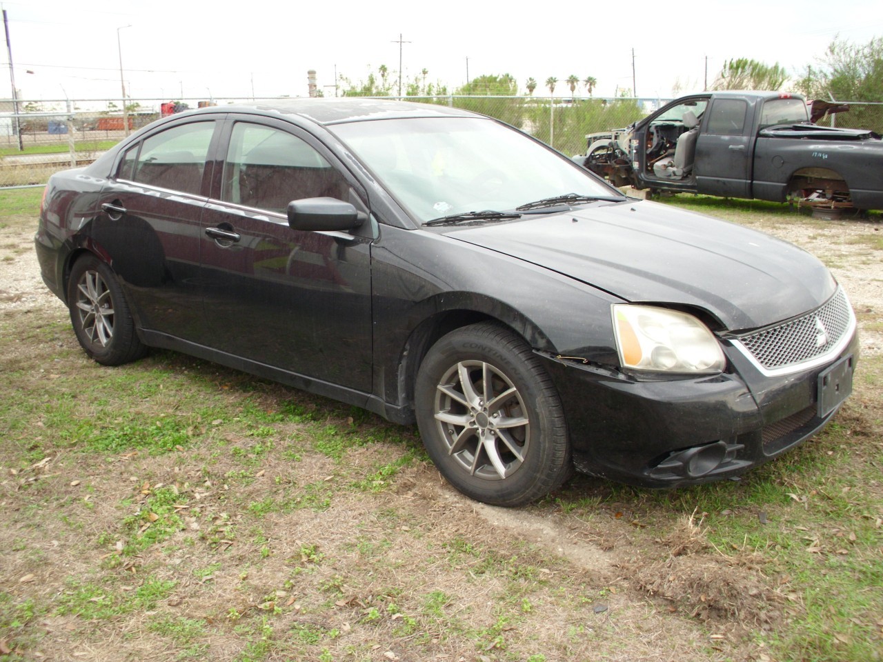 https://f005.backblazeb2.com/file/img-partshotlines-com/Inventory/EX740/Vehicle/36878_06.jpg