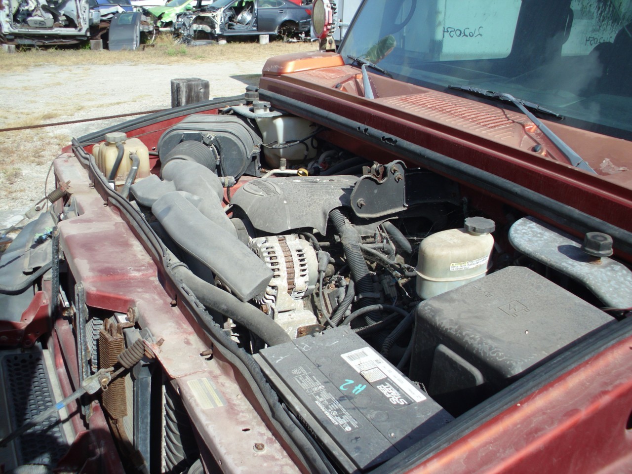 https://f005.backblazeb2.com/file/img-partshotlines-com/Inventory/EX740/Vehicle/38134_09.jpg