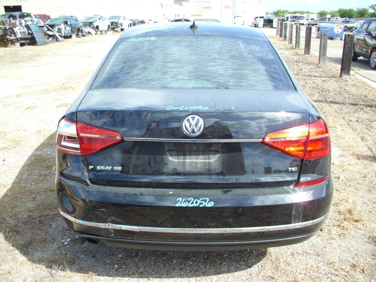 https://f005.backblazeb2.com/file/img-partshotlines-com/Inventory/EX740/Vehicle/38288_04.jpg