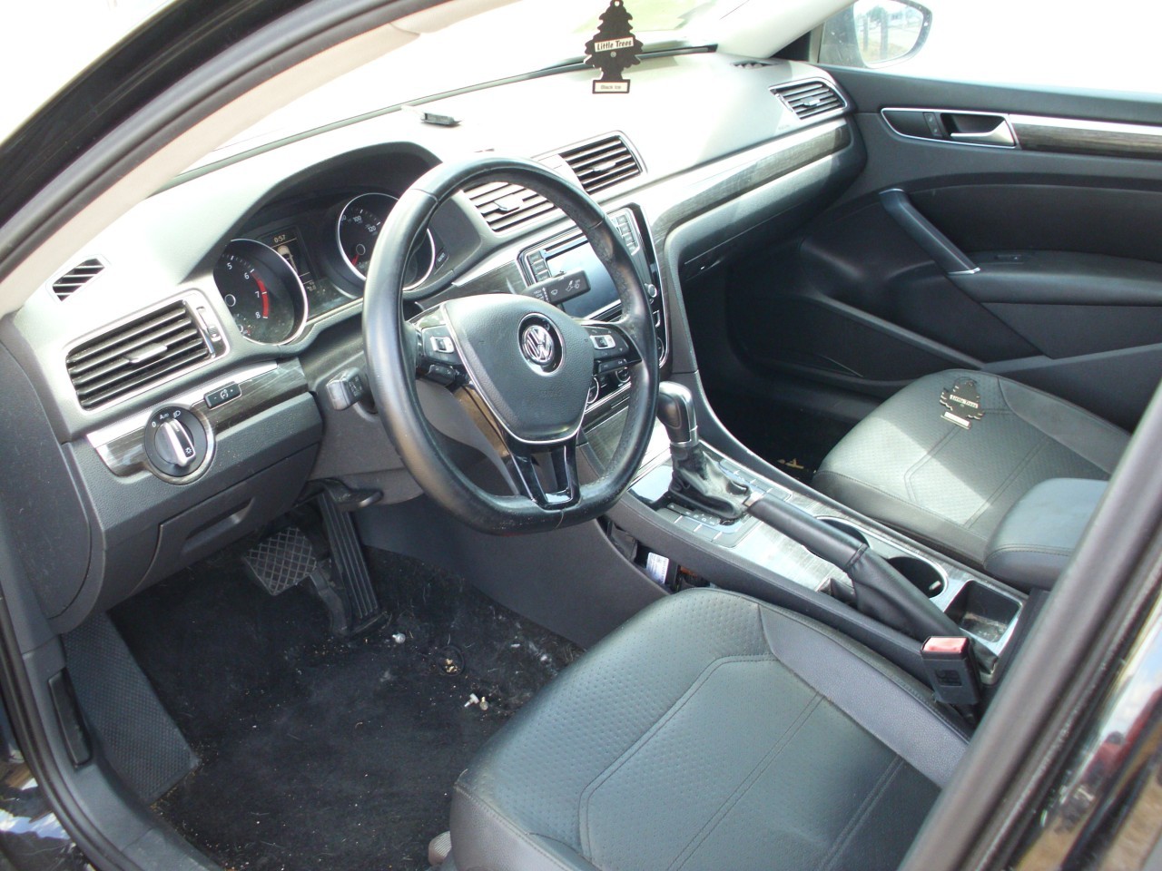 https://f005.backblazeb2.com/file/img-partshotlines-com/Inventory/EX740/Vehicle/38288_09.jpg