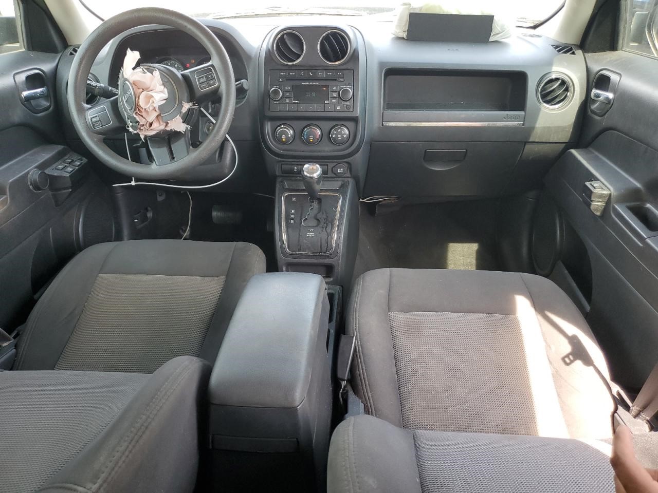 Vehicle/33539_08.jpg
