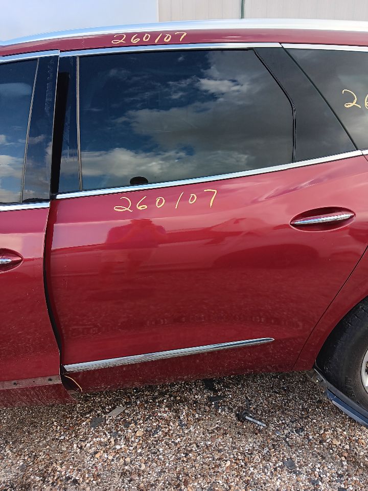 https://f005.backblazeb2.com/file/img-partshotlines-com/Inventory/EX754/Vehicle/35181_03.jpg